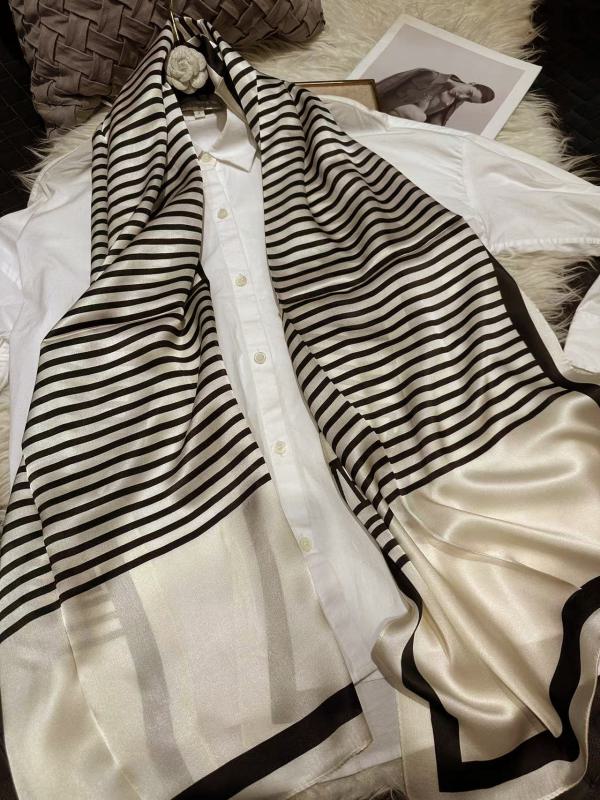 Scarf 100% Silk Lines White Black